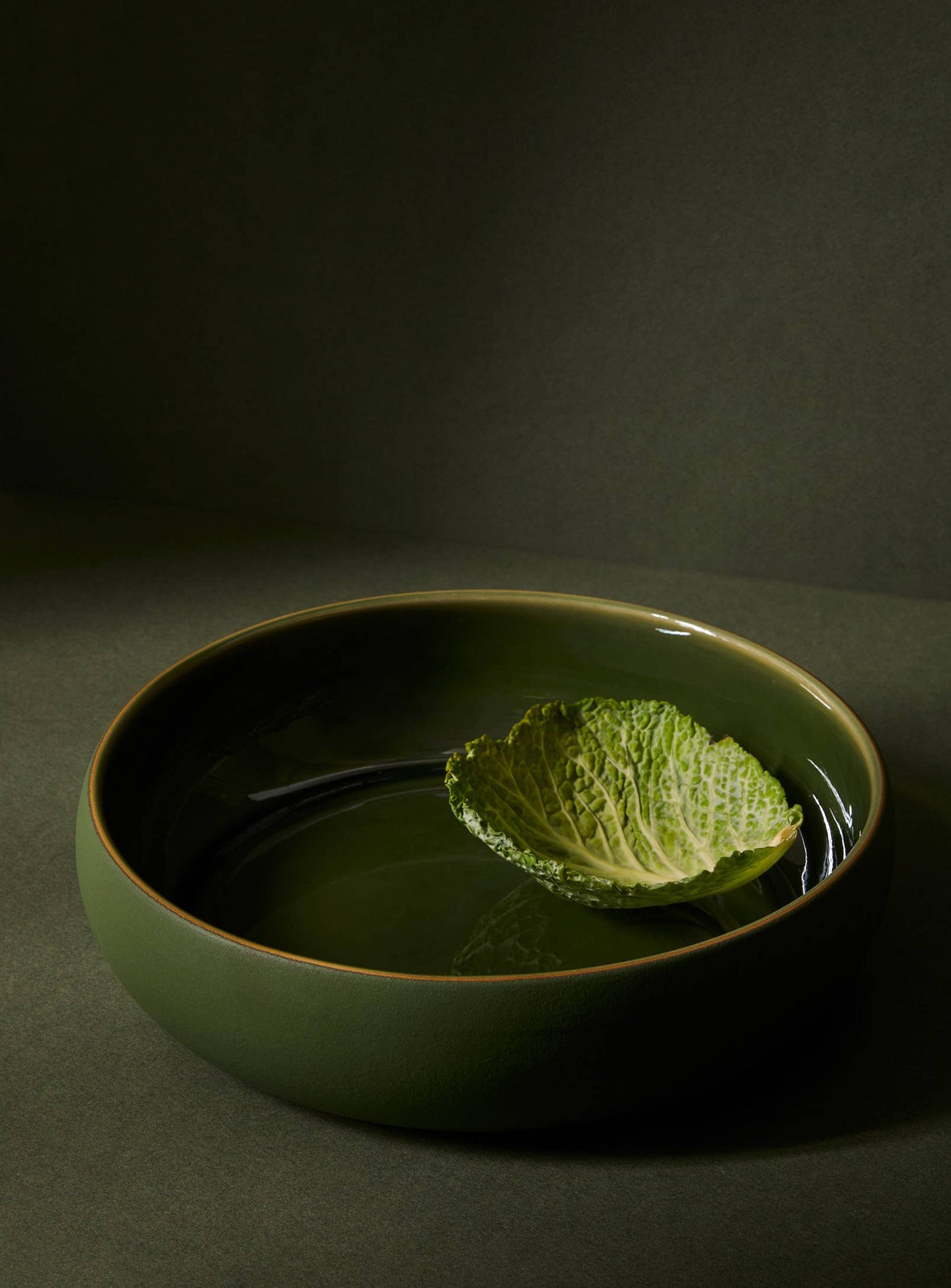Shallow Serving Bowl | EWA 60 oz | By GHARYAN Stoneware